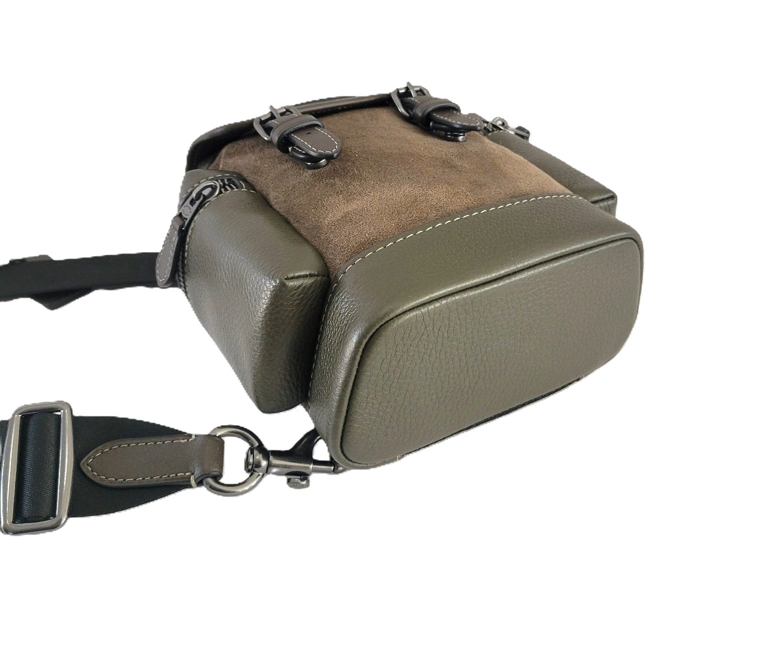 Coach Sprint Slng Suede In Uniform Green